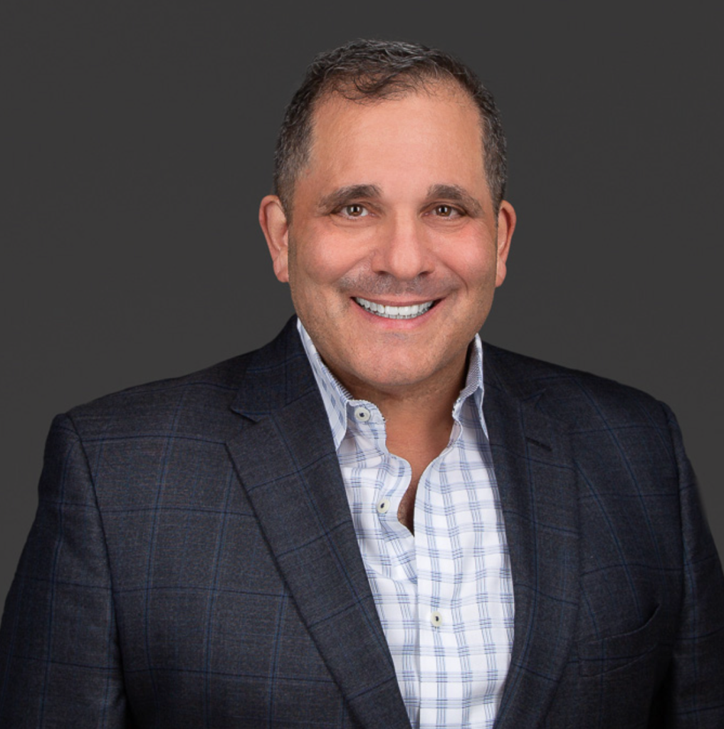 Stan Plavin, MD headshot